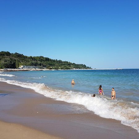 Chaika Sea Apartment Варна Екстер'єр фото
